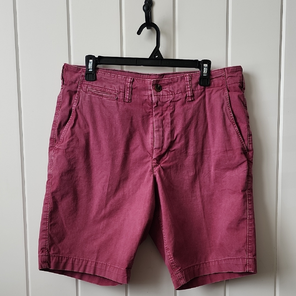 American Eagle Outfitters Men's Dark Pink Flat Front Shorts